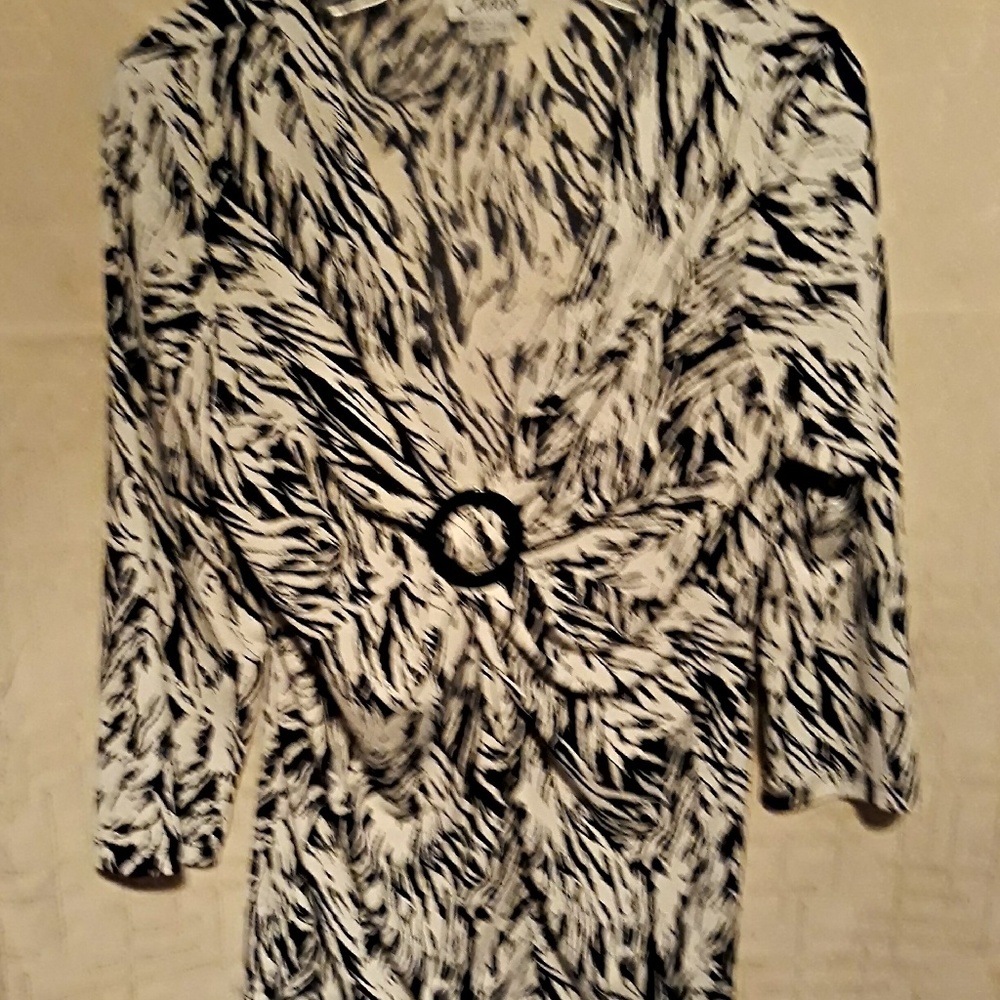 3/4 sleeve casual or dress top